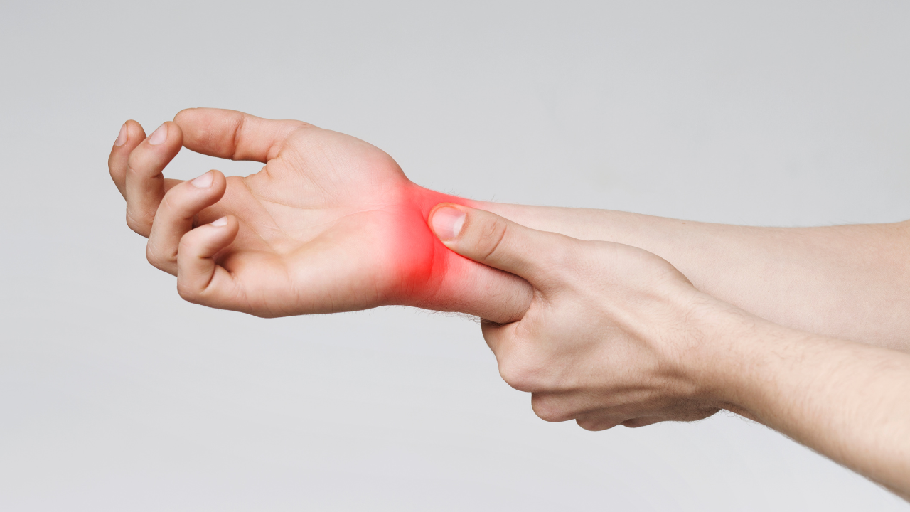 Can Neck Problems Cause Symptoms That Feel Like Carpal Tunnel Syndrome
